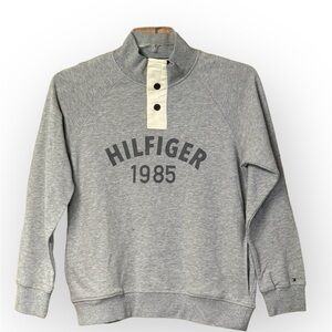NWT Boys Tommy Hilfiger 3 Button Pullover Sweatshirt Size L